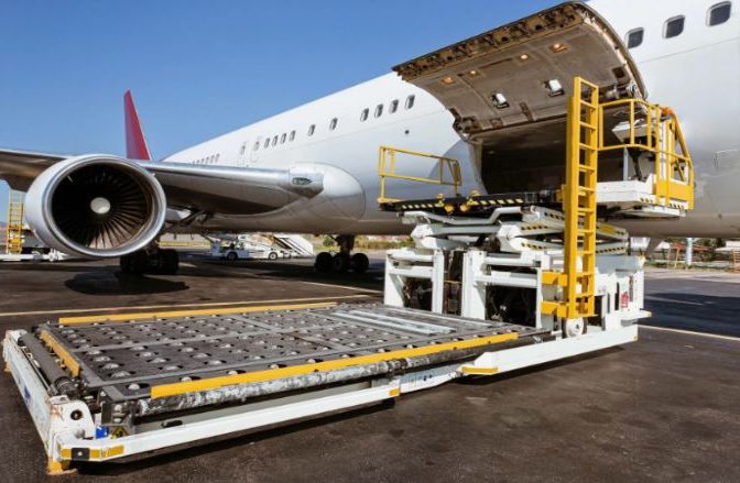 The Advantages of Air Cargo: Are They Worth It?